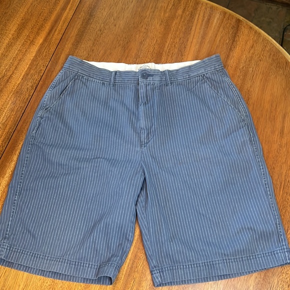Denim blue cotton pinstriped flat front shorts, size 34 - Picture 2 of 7